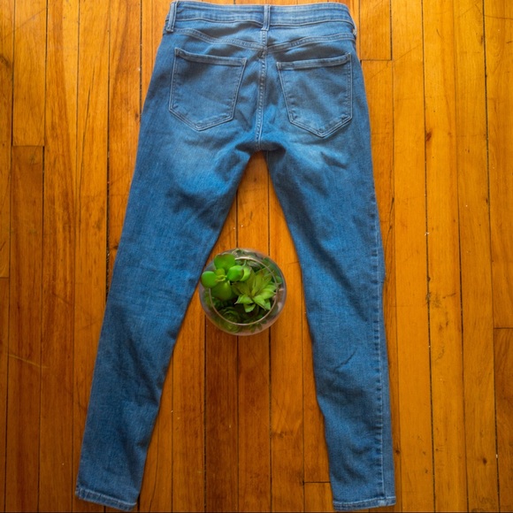 SOLD - Old Navy Rockstar Distressed Skinny Jeans - Picture 3 of 3